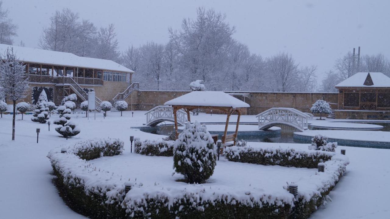 Gabala Yeddi Gozel Hotel מראה חיצוני תמונה