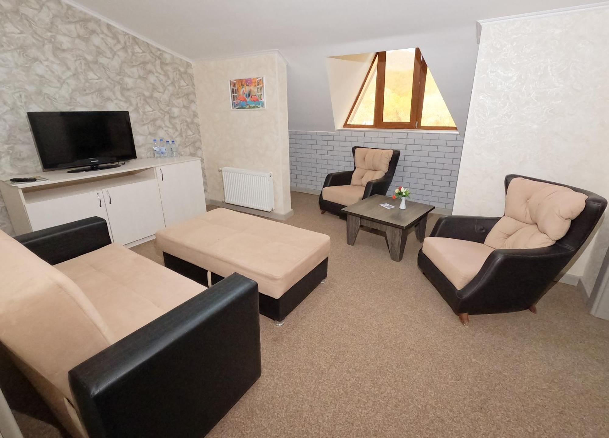 Gabala Yeddi Gozel Hotel מראה חיצוני תמונה