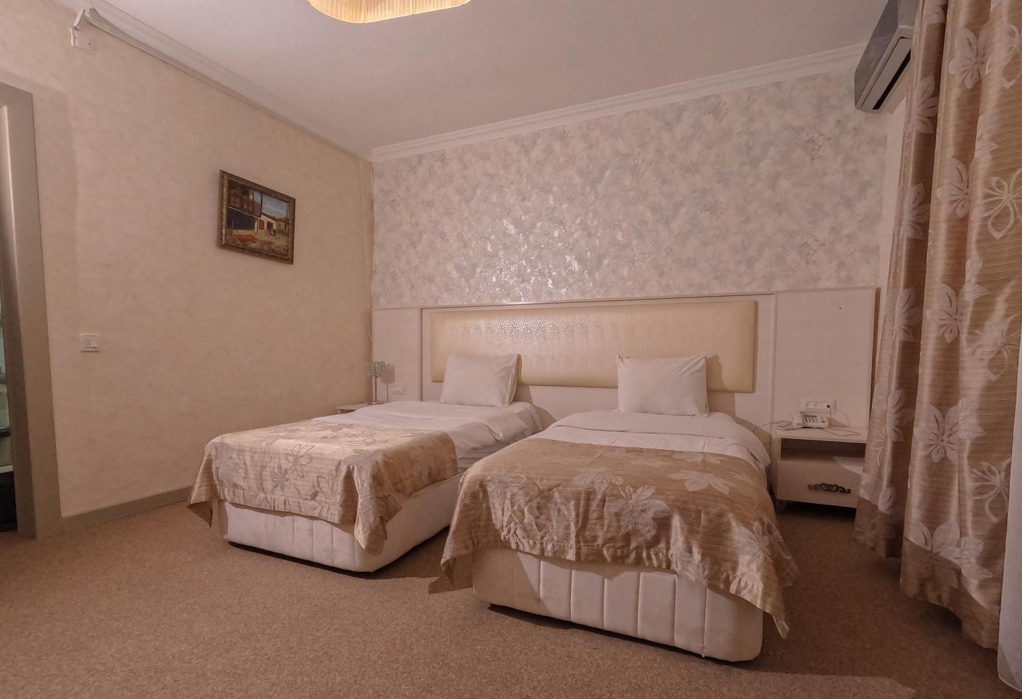 Gabala Yeddi Gozel Hotel מראה חיצוני תמונה